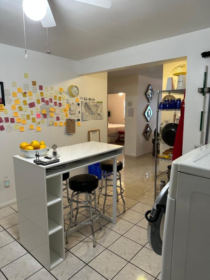 Pied-A-Terre Center Of Tijuana Apartment Exterior photo